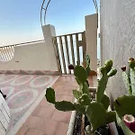 La Terrazza Sul Mare, 44 *