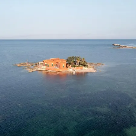 La Terrazza Sul Mare, 44 *