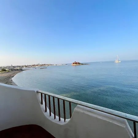 La Terrazza Sul Mare, 44 * Марцамеми